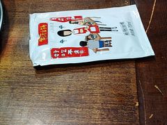 -黄潇洒老火锅(九眼桥宏济巷店)