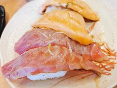 炙烧三文鱼寿司-沼津魚がし鮨(御殿場アウトレット店)