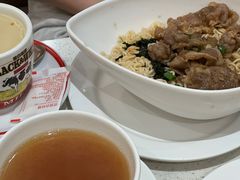 -香港新发烧腊茶餐厅(水围店)
