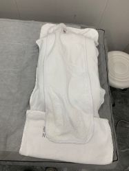 -苗方清颜专业祛痘·皮肤管理
