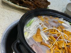 -九寨特色牦牛肉汤锅 羊肉汤锅