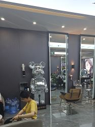 -藤野造型烫染·漂发