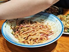 -老天桥酱肉烧饼夹肘子(天桥店)