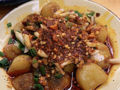 -拈签一笑黄牛肉辣卤串串