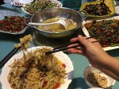 -巴人汇三篇小龙虾江湖菜(李家沱店)