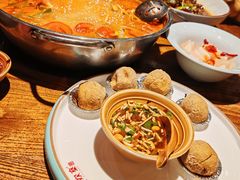 -亮欢寨酸汤鱼(沙冲路店)