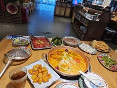 -洱火云南酸菜牛肉火锅(石景山当代商城店)