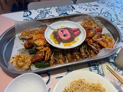 -松哥油焖大虾.小龙虾.黑鸭煲(海岸城店)