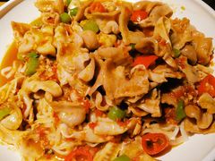 泡椒鱼杂手擀面-老板恋上鱼(印象城店)