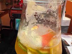 -唯爱KTV聚会餐厅(仙林东城汇店)