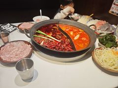 鸳鸯锅底-卤校长老火锅(杨家坪直营店)