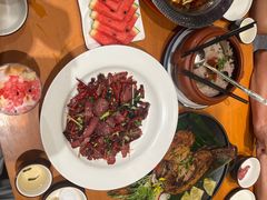 -老滇山寨•云南特色菜•地方菜•民族风情歌舞表演(金碧店)