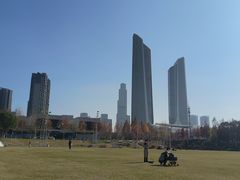 -南京眼步行桥