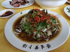 芹菜牛肉-荣生萝卜汤饭店