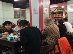等位区-天丽餐厅•烧烤铜锅涮(西青道辅路店)