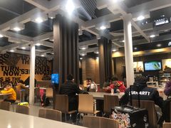 大堂-麦当劳(广州南站店)