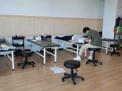 -锐博康复门诊(徐汇店)