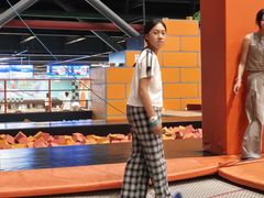 -极限PLAY运动娱乐新世界·团建派对潮玩休闲馆·室内蹦极高空游乐园