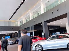-奔驰上海利星(七宝店)