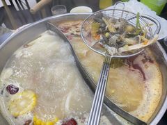 -周良天山牛杂城(天山路总店)