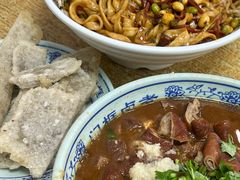 加精品小肠-门框胡同百年卤煮(新街口店)