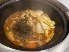 -东北农家院·铁锅炖(莘庄店)