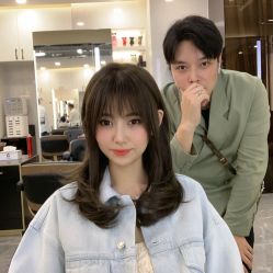 -AYO SALON