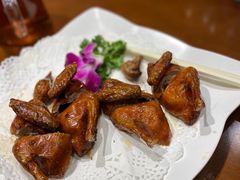 妙龄乳鸽-香山家宴