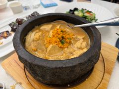 石锅海胆豆腐-品海楼·大连海胆锅贴馆(东港店)