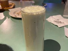 半颗牛油果奶昔-sugarman espresso素饮糖人高新咖啡工厂