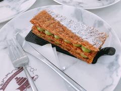 开心果拿破仑-DOPAMINE多巴胺·甜品面包·生日蛋糕(国贸店)