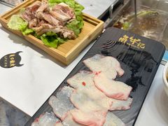 -犇牛记·鲜牛肉火锅