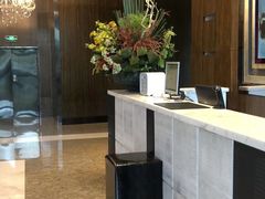 -上海虹桥西郊假日酒店