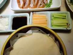 -韵秋荷(宝山龙湖天街店)