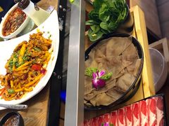 -三人行骨头王火锅(长寿店)