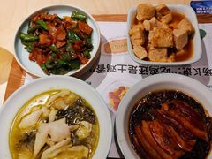 -老乡鸡(上海白玉兰广场店)