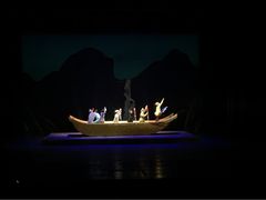 iphone_upload_pic-天桥杂技剧场