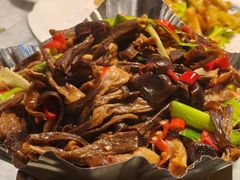 -胡胜锐辣椒炒肉(河北店)