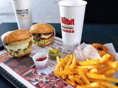 -The Habit Burger Grill 哈比特汉堡(世博店)