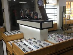 -LOGO眼镜·蔡司品牌折扣店(龙华清湖店)
