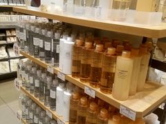 -MUJI无印良品(西湖银泰城店)