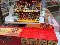 -泡泡玛特POPMART(海岸城店)