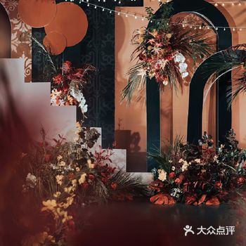 这个夏天来一场泰式红色复古婚礼呀