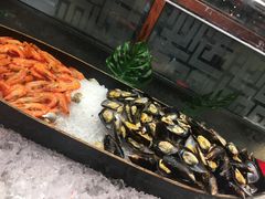 -四海一家自助餐(益田假日广场店)