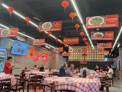 -洪霞餐馆·川菜·鲜货现炒(两江春城店)