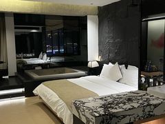 -Yolo私汤温泉设计师酒店(重庆南滨路店)