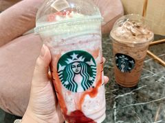 草莓轻芝士星冰乐-星巴克(深圳侨城街店)