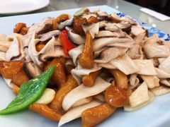 爆炒云南三珍-八珍饺子·烤鸭·家常菜