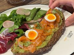 -Common Table · Brunch & Coffee