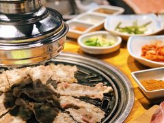 -唯成•韩国炭火烤肉 유성고기